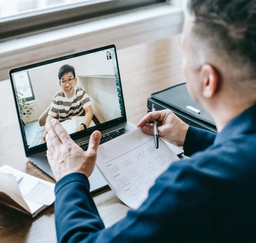 picture of a man in videocall